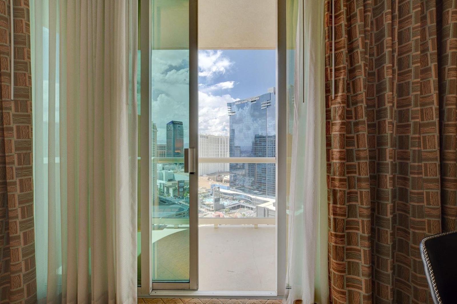 لاس فيغاس Premium Suite Mgm Signature High Flr Balcony Strip View المظهر الخارجي الصورة